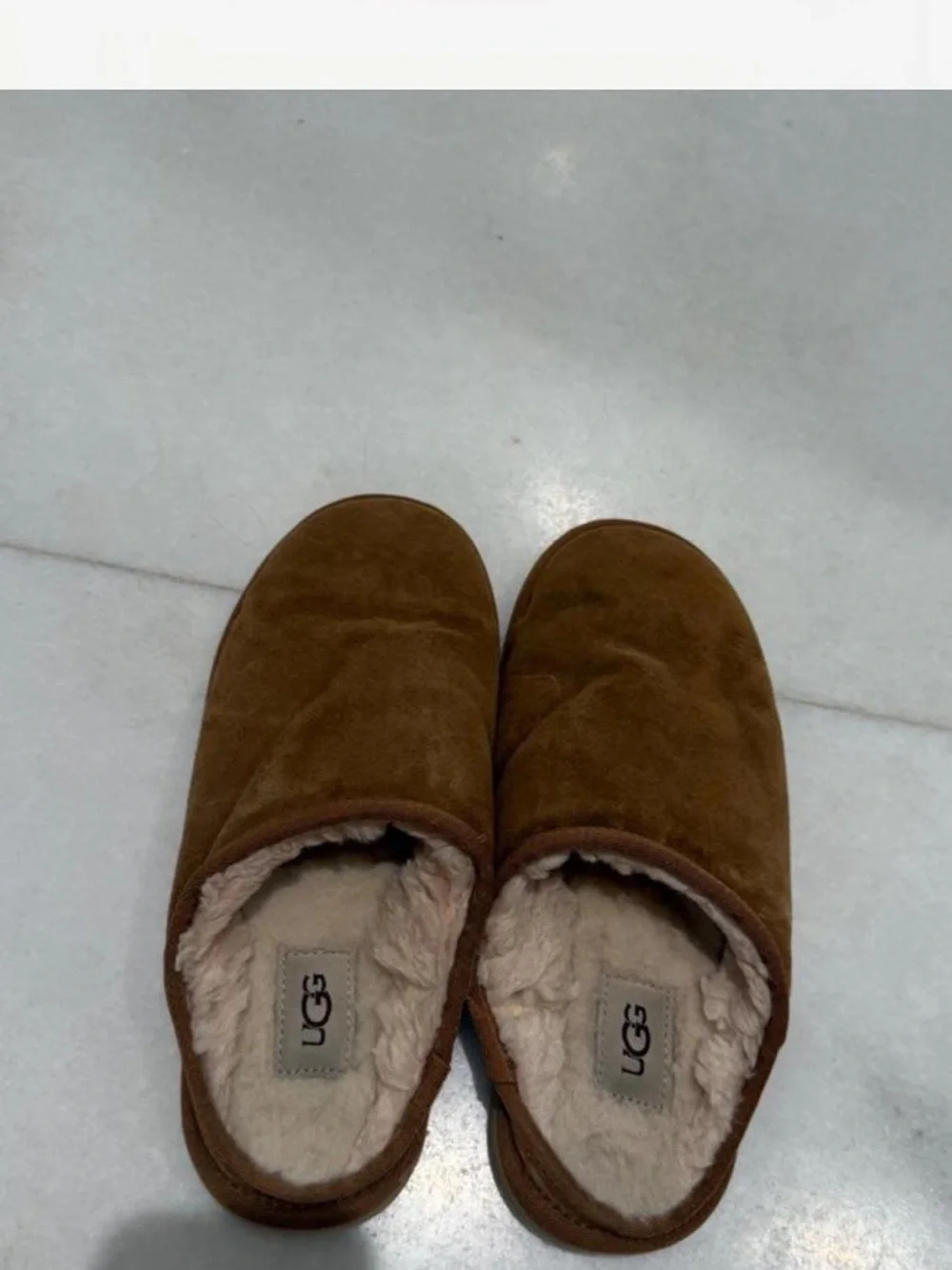 UGG Men’s Classic Slip-On Slippers in Chestnut